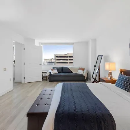 Modern 2Br 3Ba Condo On The Boardwalk By Cozysuites Atlantic City Exterior photo
