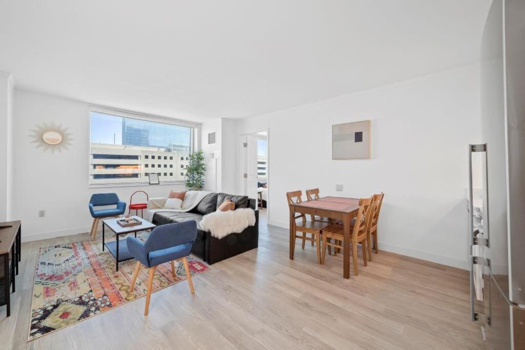 Modern 2br 3ba On The Boardwalk By Cozysuites Apartamento