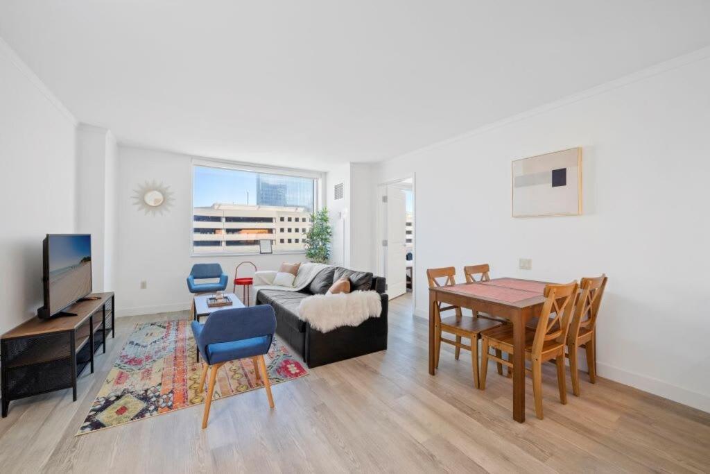 Apartamento Modern 2br 3ba On The Boardwalk By Cozysuites *